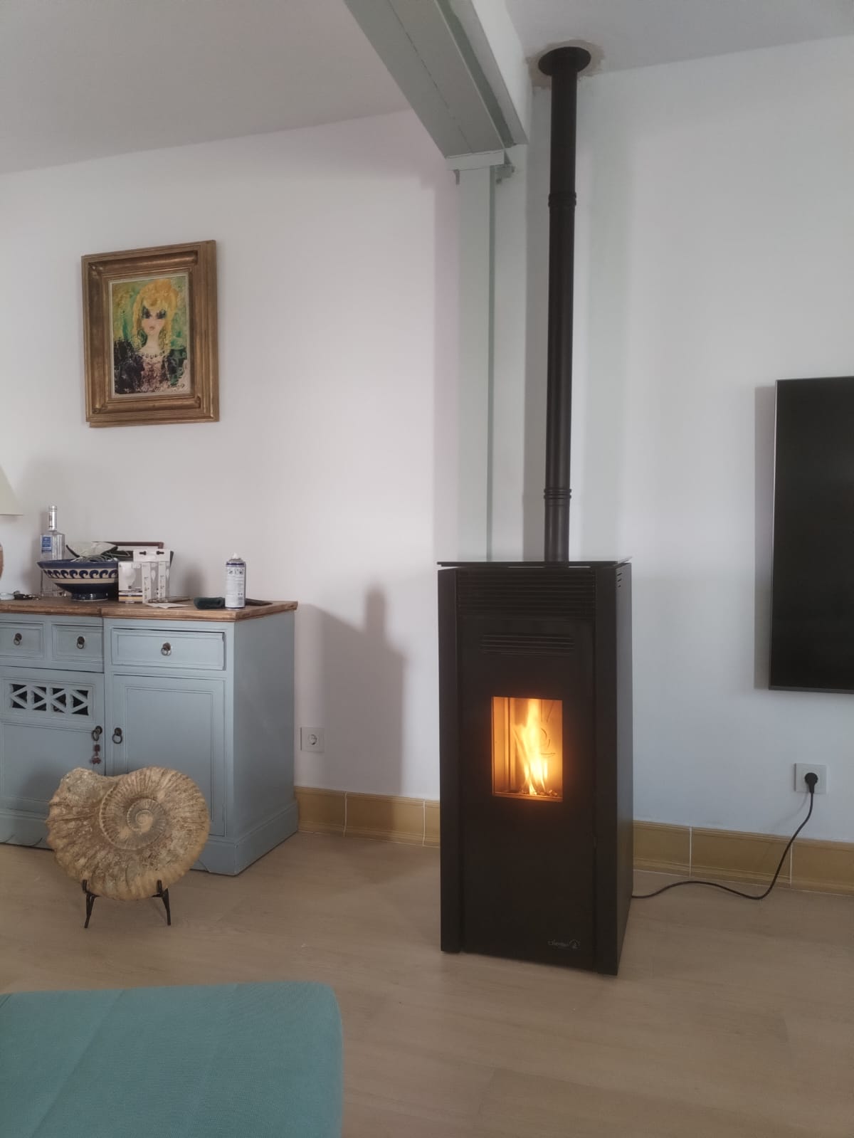 8. modelo Grecale Glass 1 - chimeneas de leña, estufas y otros sistemas de calefaccion estufa de pellets en jerez